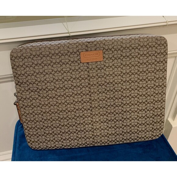 COACH LAPTOP SLEEVE TABLET CASE SIGNATURE C CANVAS LOGO NEW BROWN - Picture 1 of 2